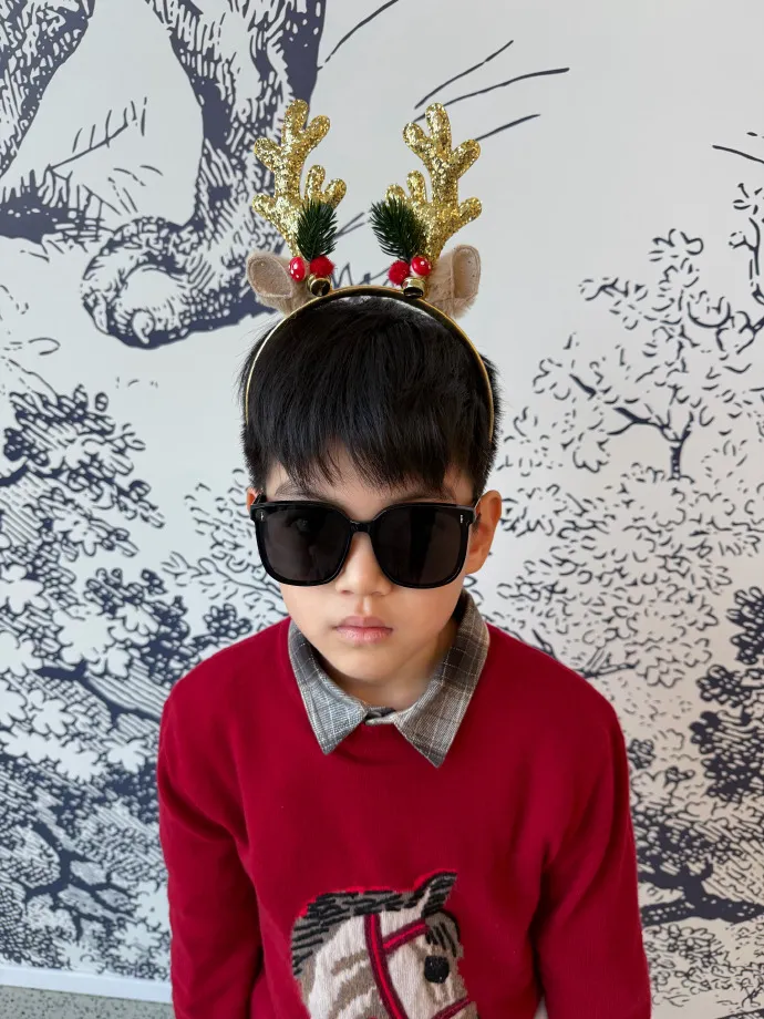 陈妍希儿子小星星。翻摄陈妍希微博