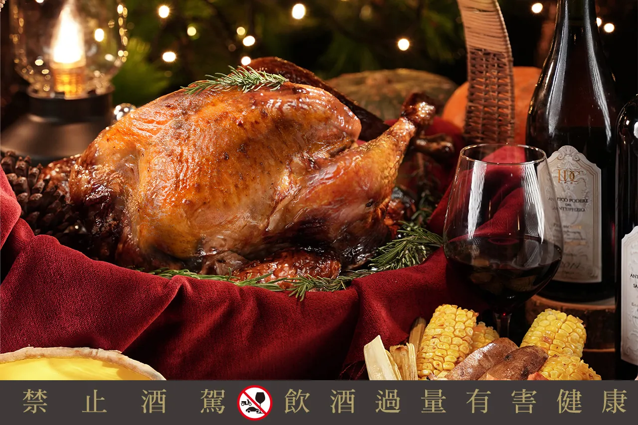 「君品义式火鸡礼篮」每组售价5880元，约6至8人份，即日起开放预订。君品酒店提供