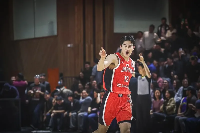 金近廉长相帅气拥有大批粉丝。翻摄自千叶喷射机网站