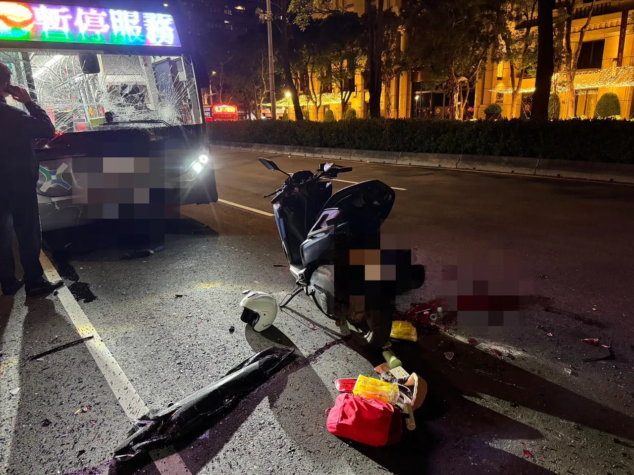 女騎士傷勢嚴重。翻攝畫面