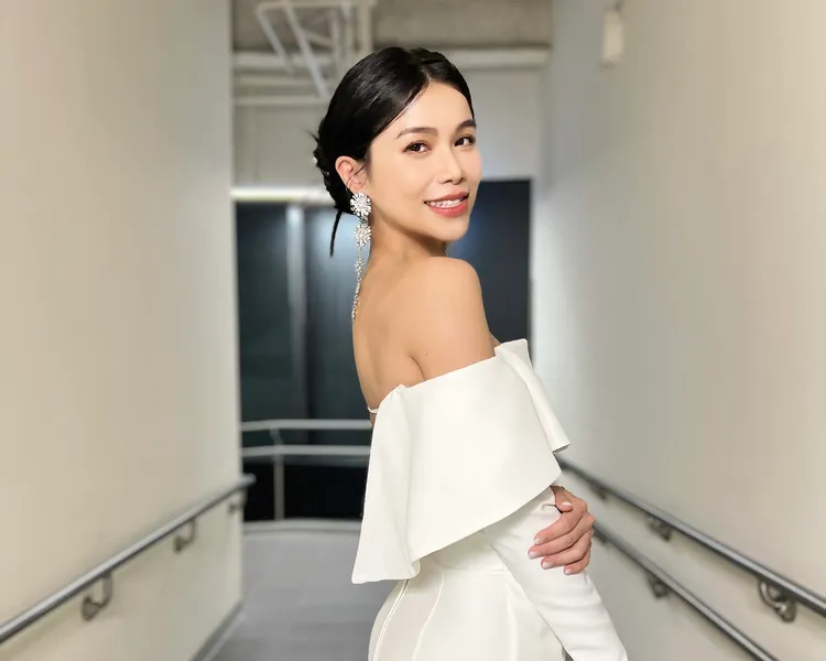 林芯仪为亚洲健美锦标赛亚洲舞台献唱。旺多福多媒体工作室提供