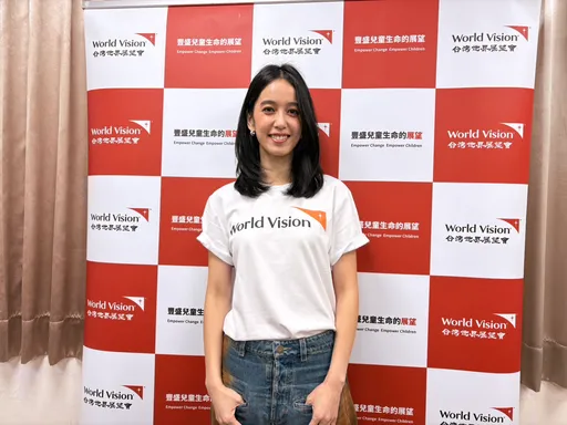 胡宇威飙骂航空公司　陈庭妮还原实况乐天回：在演航站情缘