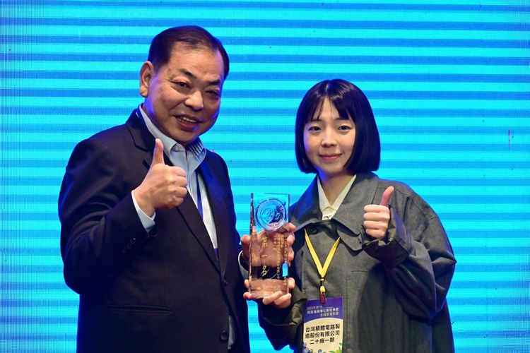 竹縣表揚年度環保領航者　陳見賢：感謝企業與志工攜手守護永續家園