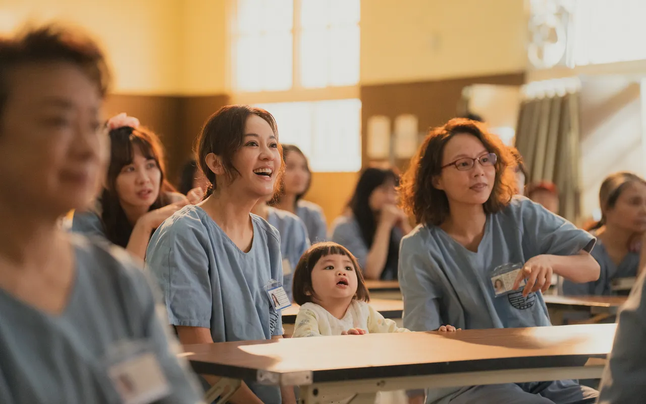 陈意涵演出《阳光女子合唱团》把小演员带回家培养感情。壹壹喜喜提供