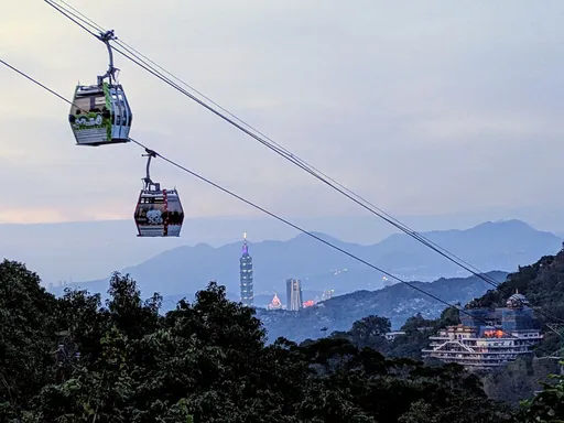 猫空缆车跨年车厢开卖！3600元看101烟火、听音乐　还送纪念品
