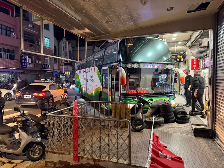 事故現場。楊梅警分局提供