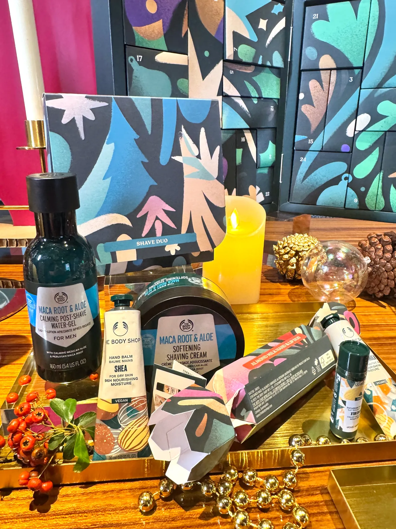 XM玛卡根双效护肤系列礼盒。张家玲摄