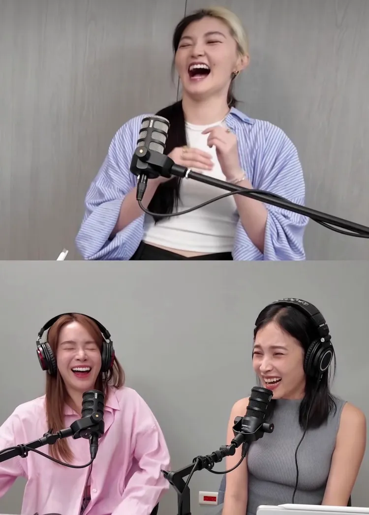 陳又榕（左下）和志同道合的朋友開啟Podcast頻道。翻攝自《小周末開pod》IG