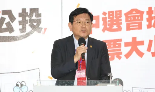 「海缆七法」筑法律护盾　中华电信导入 AI 战略升级国家资安防御