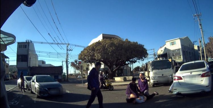 台南女投資虛擬貨幣被騙600萬 埋伏逮人開車衝撞警仍被逮