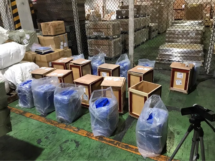 高檢署成立專案組偵辦假矽油真運毒原料案，在基隆拘提2嫌犯。翻攝畫面