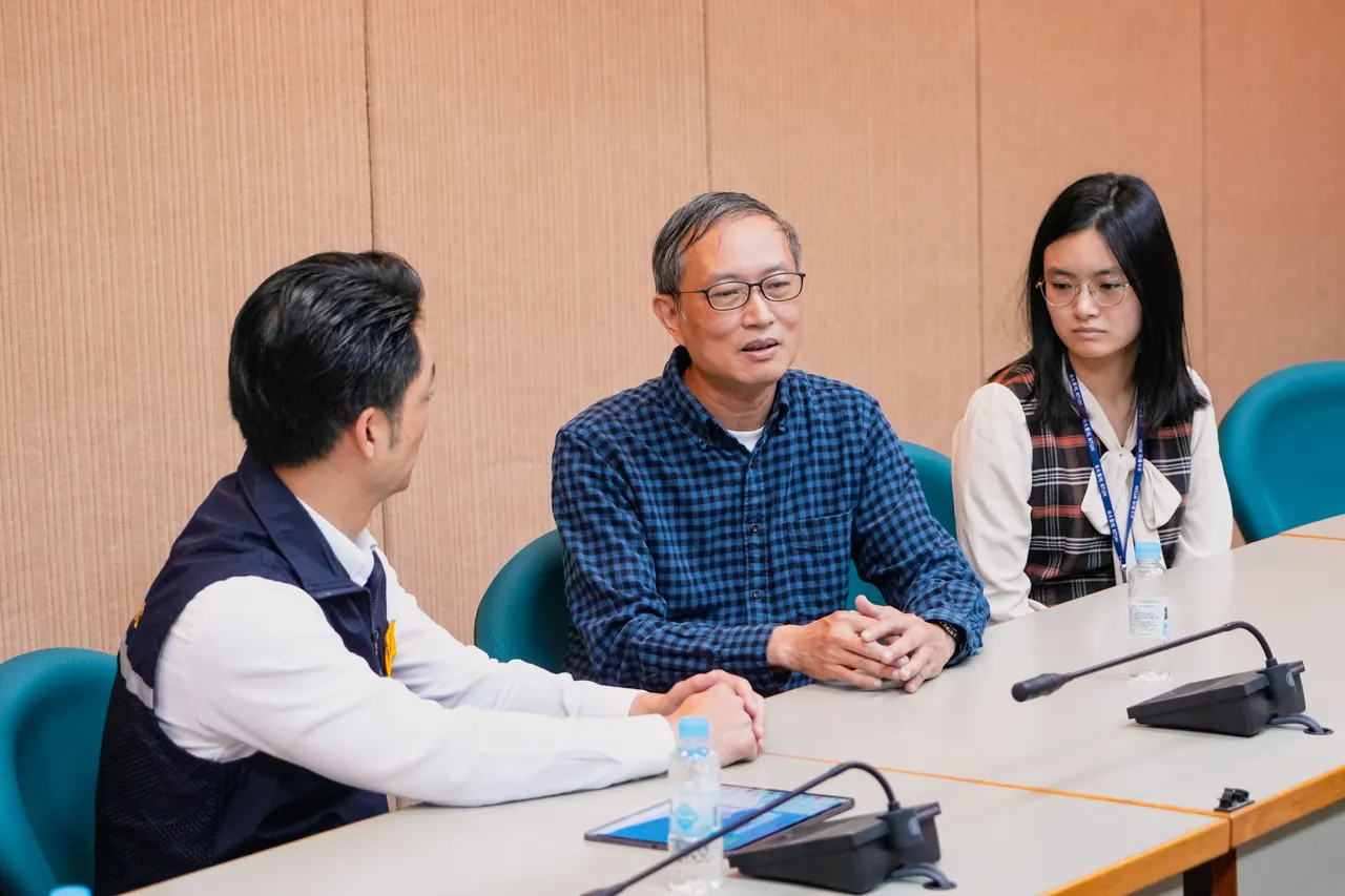 北捷掷弹砍人｜伤者黄女点名致谢「他们」　蒋万安代转感恩给台大医师父女