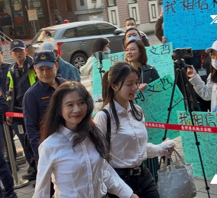 應曉薇今天出庭為被控涉貪部分進行答辯。張欽攝