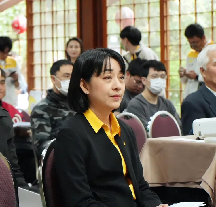 王婉諭批評反年改只顧軍公教權益，為選票犧牲弱勢族群。翻攝王婉諭臉書