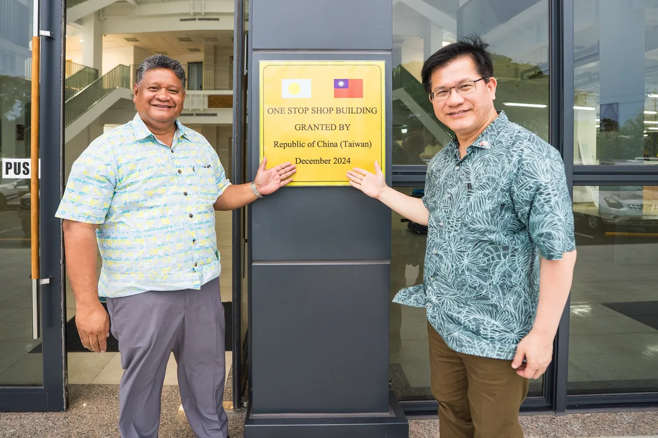 与惠恕仁走访帛琉！林佳龙：全力支持办太平洋岛国论坛