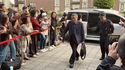 京華城案辯論｜檢提中泰賓館7案打臉京華城　再提林欽榮12官員都認容獎不妥