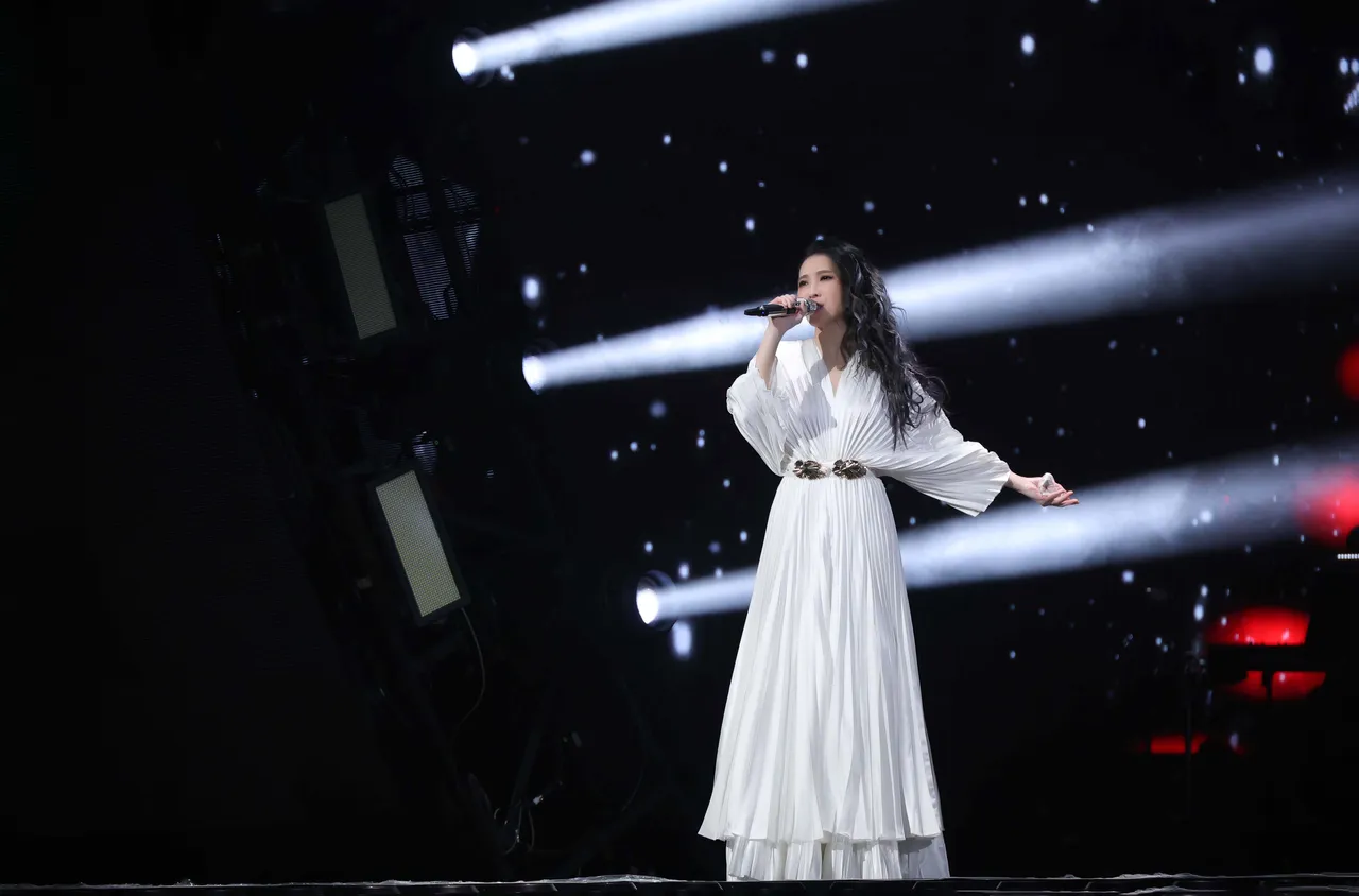 戴佩妮认「票房不佳」取消2站巡演！高雄也没卖完⋯主办急发声