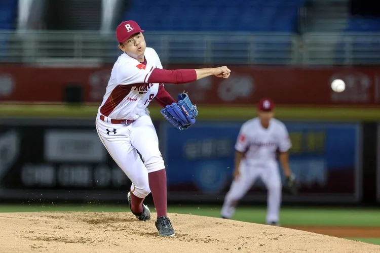 黃子鵬轉戰台鋼雄鷹。   樂天桃猿提供