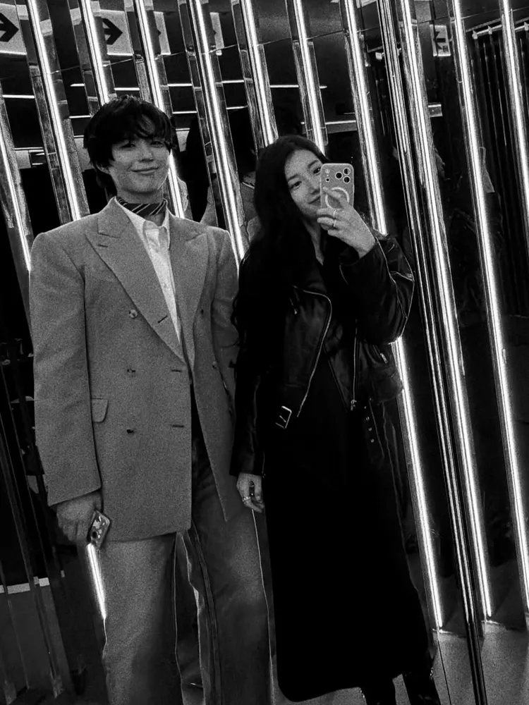 朴寶劍（左）與秀智。翻攝秀智IG