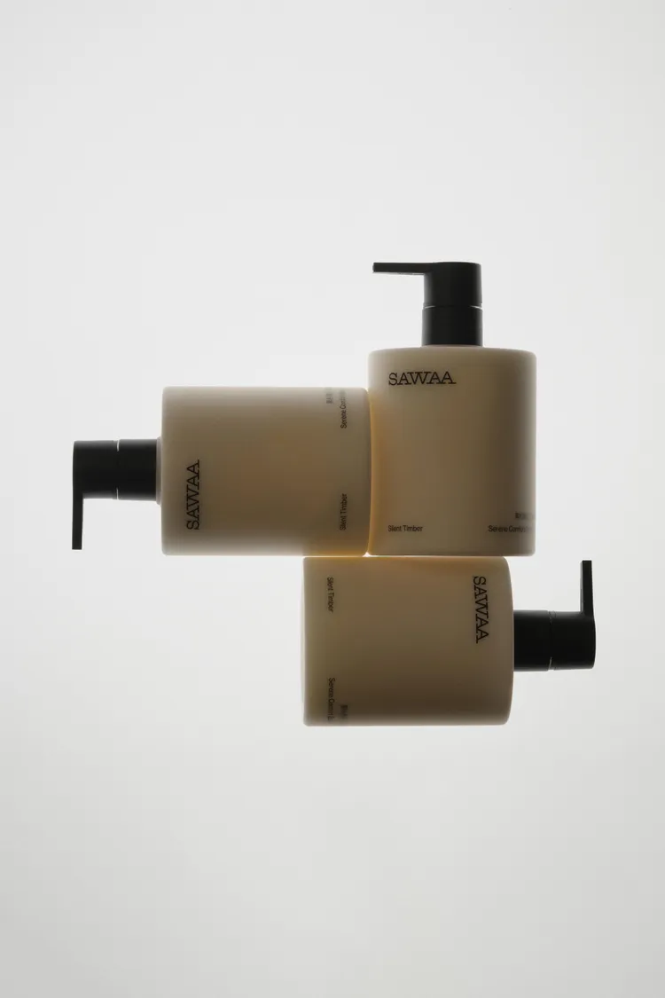 SAWAA黑杉微光｜靜心安恬身體乳，各500ml／1480元。品牌提供