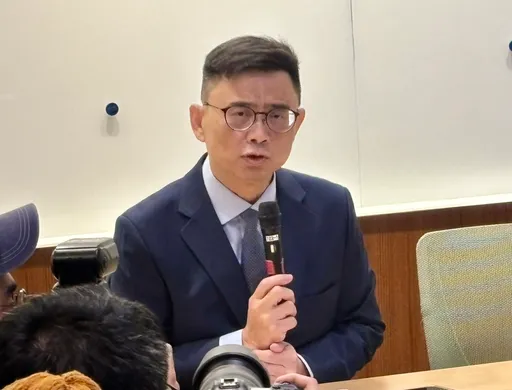 赖瑞隆「深感自责」8岁儿涉霸凌！是否退出市长初选全说了