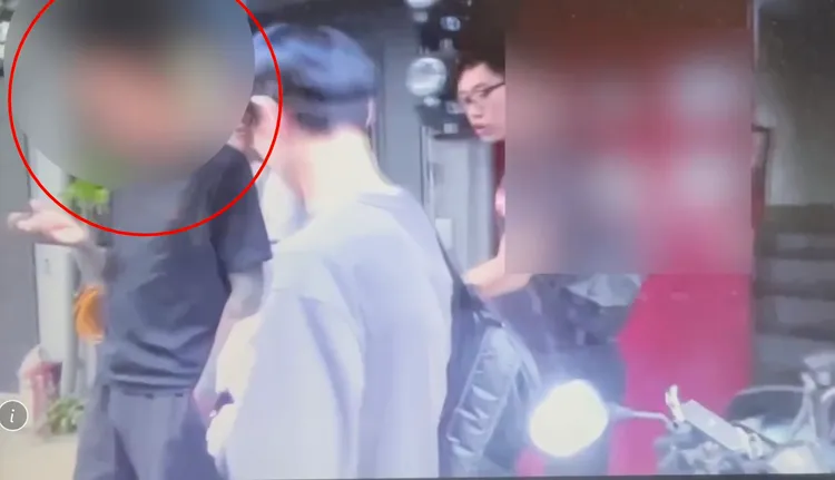 劉姓藥頭將自宅改為毒煙彈分裝場，並大膽開放毒蟲上門付款取貨，警方溯源逮人。翻攝畫面