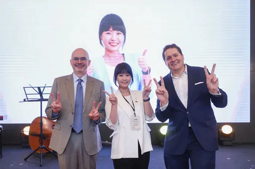 独家｜高雄城市外交推手　最年轻政务官张砚卿连芋头都拿来国际交流