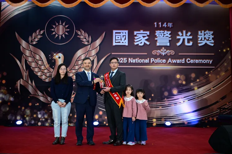 高雄市政府警察局偵查佐黃柏勳獲個人組查緝綜合評量類第1名。翻攝畫面