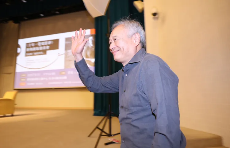 李安一出場便獲得全場滿堂彩，人氣超旺。莊宗達攝