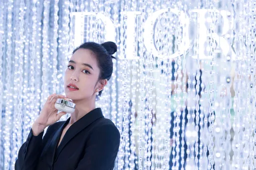 陈庭妮跨年夜预备嗨看蔡依林开唱　抹Dior新乳霜见偶像