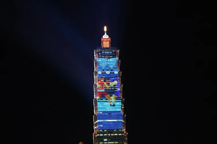 台北101跨年光雕將獻上3分鐘「台灣隱形英雄」主題光雕秀，包括棒球、拔河、拳擊、游泳、電競等體育成就，展現台灣永不放棄的精神。莊宗達攝