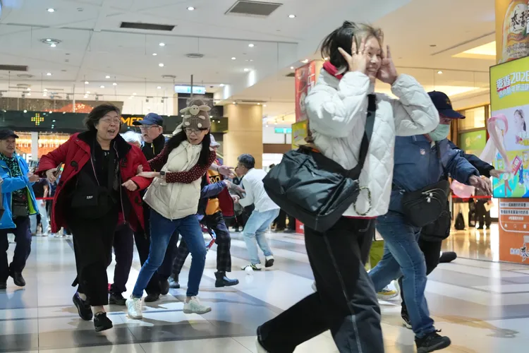 台北市實施高強度危安演練。彭欣偉攝