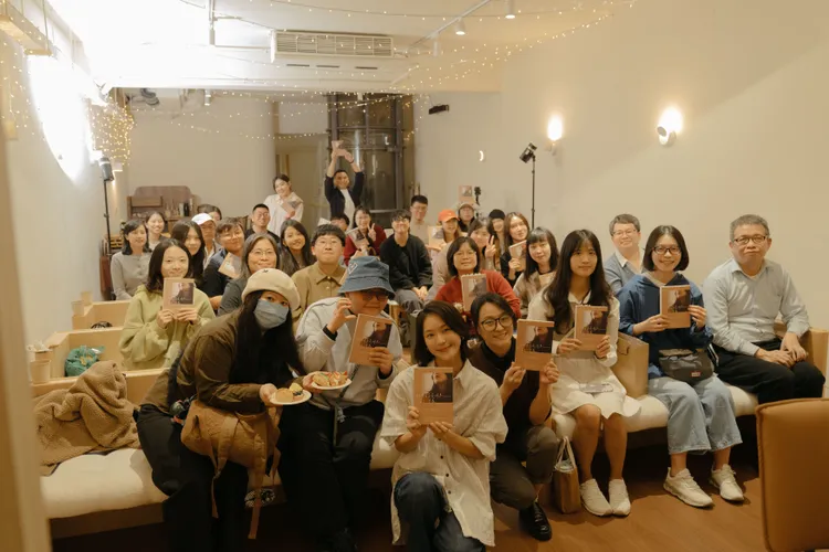 鍾瑶開心和粉絲相聚，並感謝大家的支持。星星相藝提供