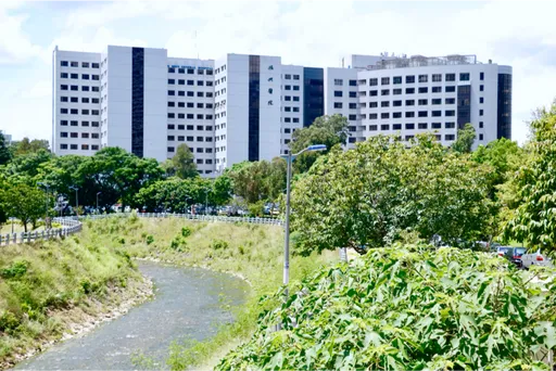 「开心医院」普发2万＋年终6个月　全网羡慕：院长要长命百岁