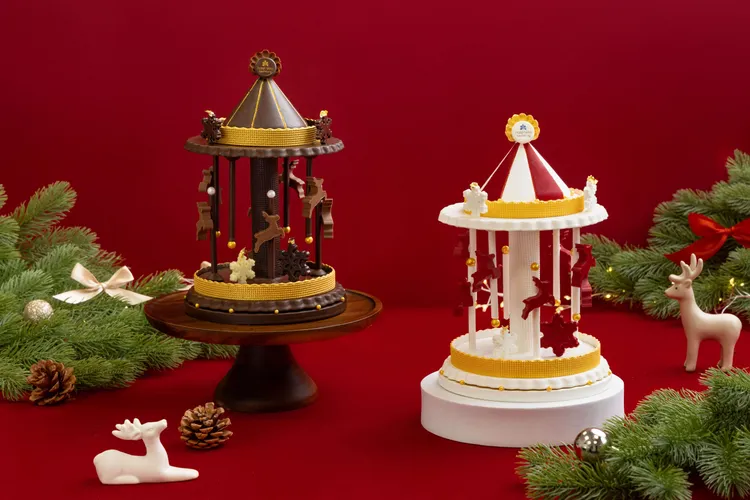 西點行政主廚 Nicholas 歷時一年籌備，打造等比例縮小版巧克力工藝旋轉木馬，以精緻的手工技藝，獻上冬日中可品嘗的夢幻樂園。。業者提供
