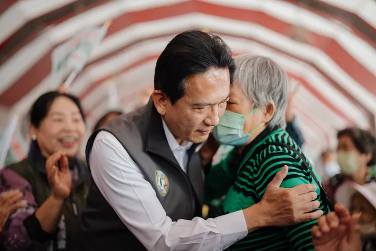 市議員李宗翰挺憲後援會7日成立大會。翻攝畫面