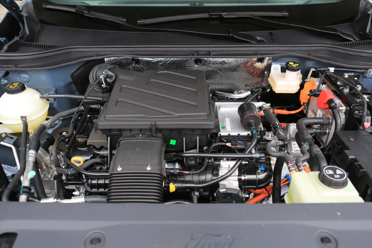 Territory Per4mance Hybrid油電動力以1.5升渦輪增壓引擎搭配電動馬達，綜效最大輸出245ps、55.6kgm，兼顧動力與效率。林浩昇攝