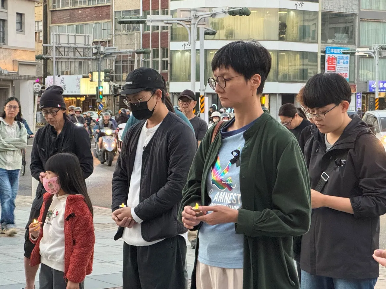 香港、台湾人权团体等民间社团7日在台南举办举办悼念会。翻摄画面