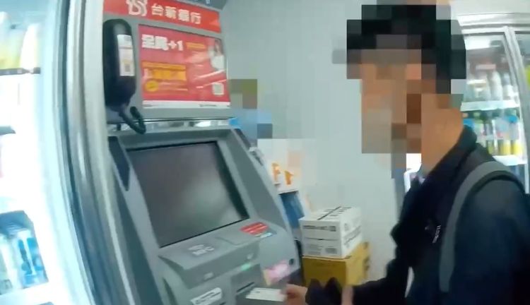 大馬22歲男「來台打工」當車手　超商領錢太可疑當場遭逮