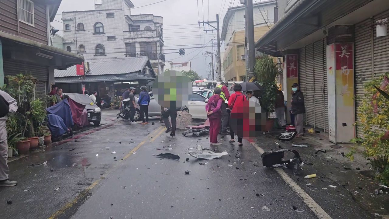 花蓮警計誘逮女車手 2同夥沒道義落跑!駕車狂飆撞車釀7傷