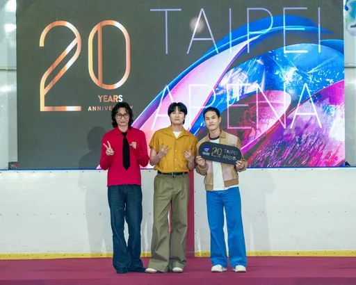 台北小巨蛋20周年！宇宙人现身祝寿　意外泄蛋蛋的星座：和方Q一样