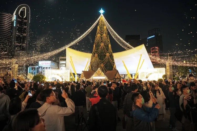 高雄聖誕生活節「聖誕黃金週」周末登場。翻攝畫面