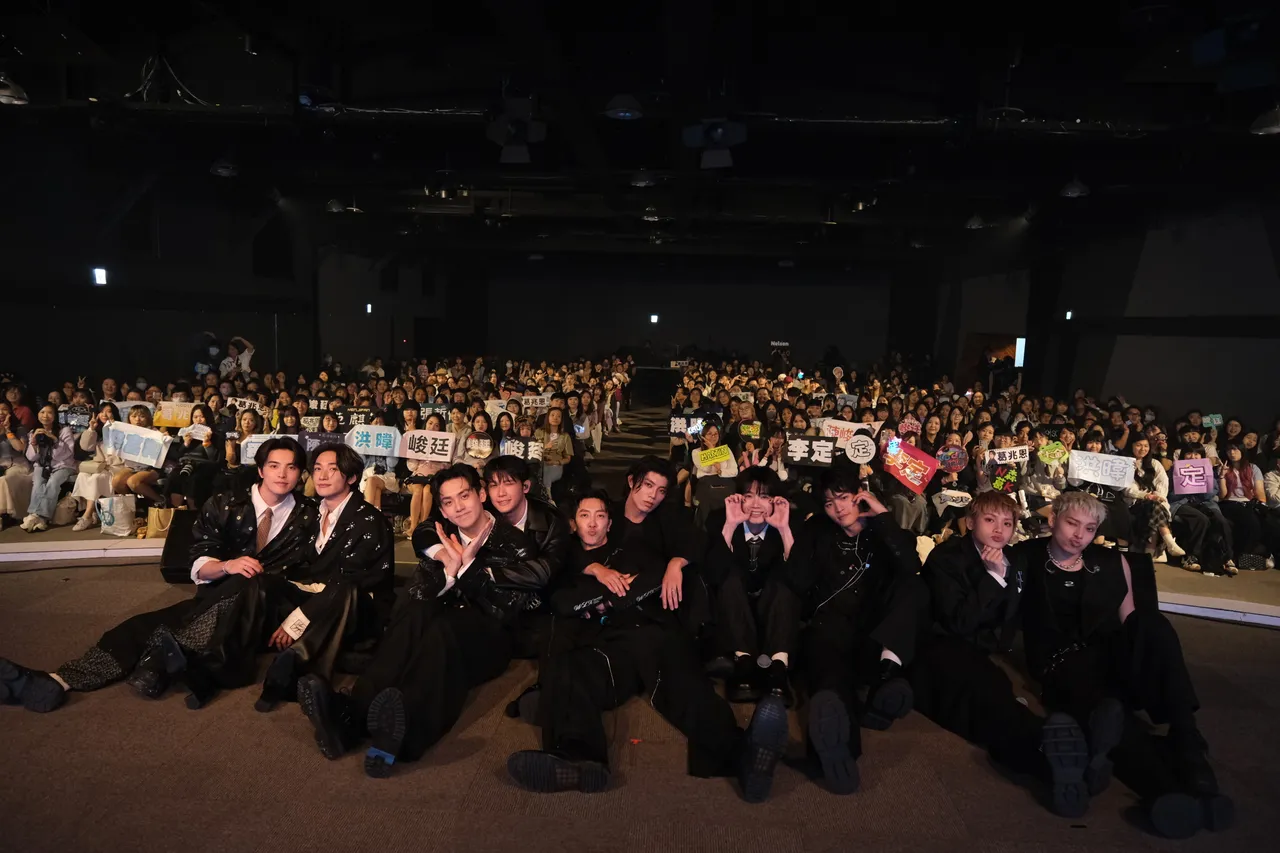 Kenji范麒智（左起）、Martin王智騫 、葛兆恩、 Nelson紀成澔、張哲偉、陳峻廷、洪言翔、羅章恩 、李定、洪暐。三立提供