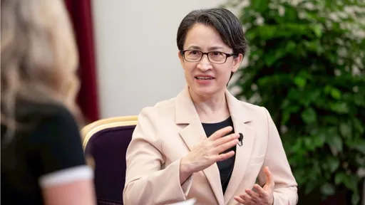 萧美琴：台湾人良善与爱互相「铲」扶 克服2025每道难关