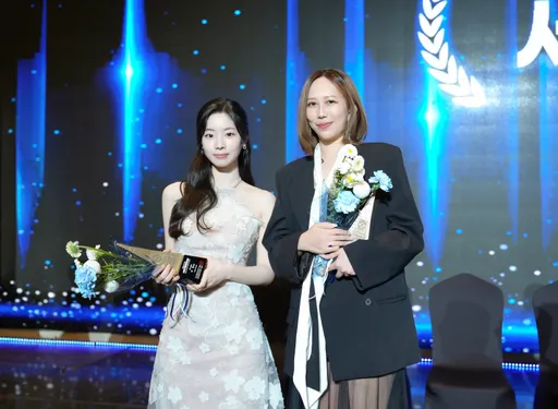 年营收12亿「电商女帝」玛菲司厉害了　获首尔国际电影大赏新人奖！兴奋告白宋智孝