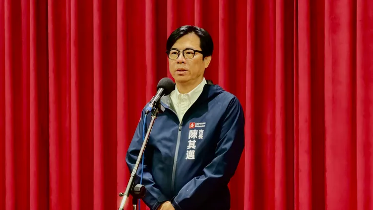 陳其邁表示很喜歡濱崎步，歡迎她到高雄辦演唱會。翻攝畫面