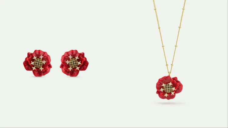 Les Néréides「春色秋月」罌粟花耳環（左）7200元、罌粟花項鍊（右）9000元。品牌提供