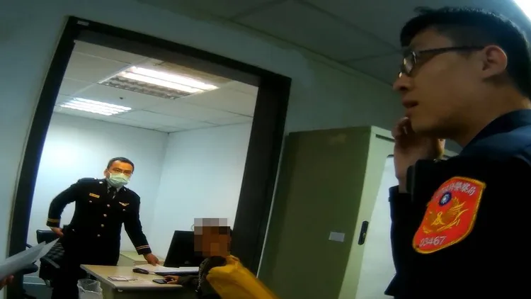 警方逮捕港籍曾姓男子。桃园警分局提供