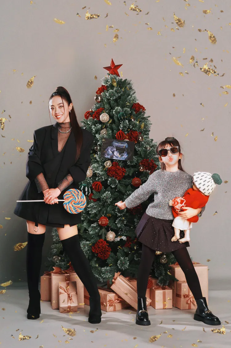 舞思愛（左）實現9歲愛女想當姊姊的願望。愛玩音樂提供