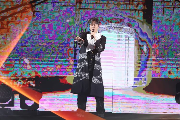 李聖傑等了26年，終於站上台北小巨蛋開唱。